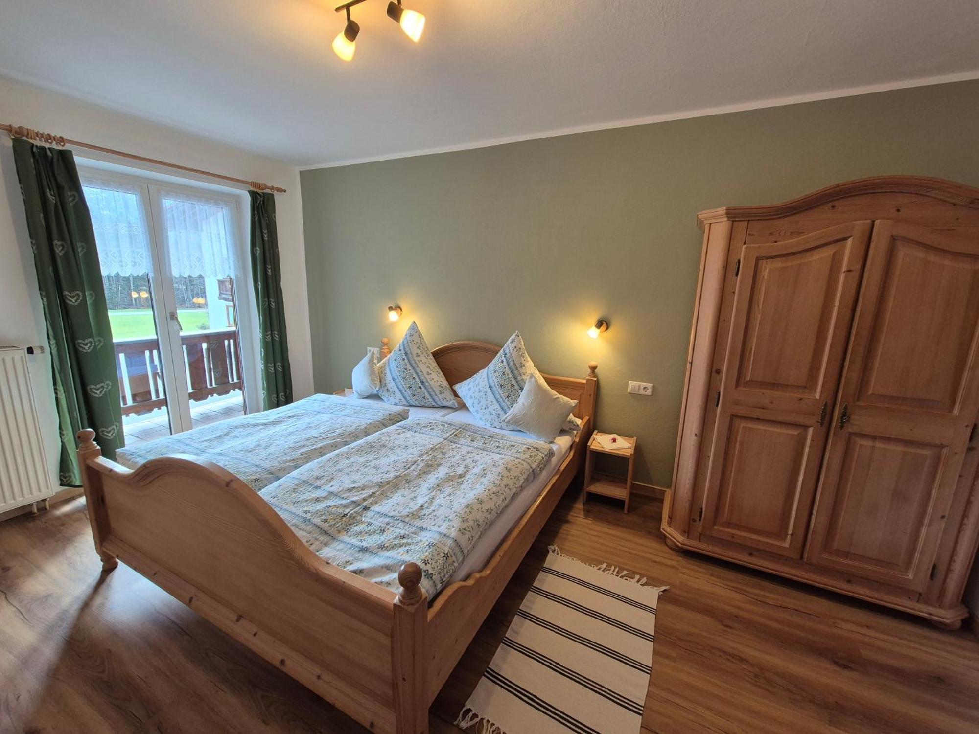 Ferienwohnung Hinterpommern - Chiemgaukarte 因泽尔 外观 照片